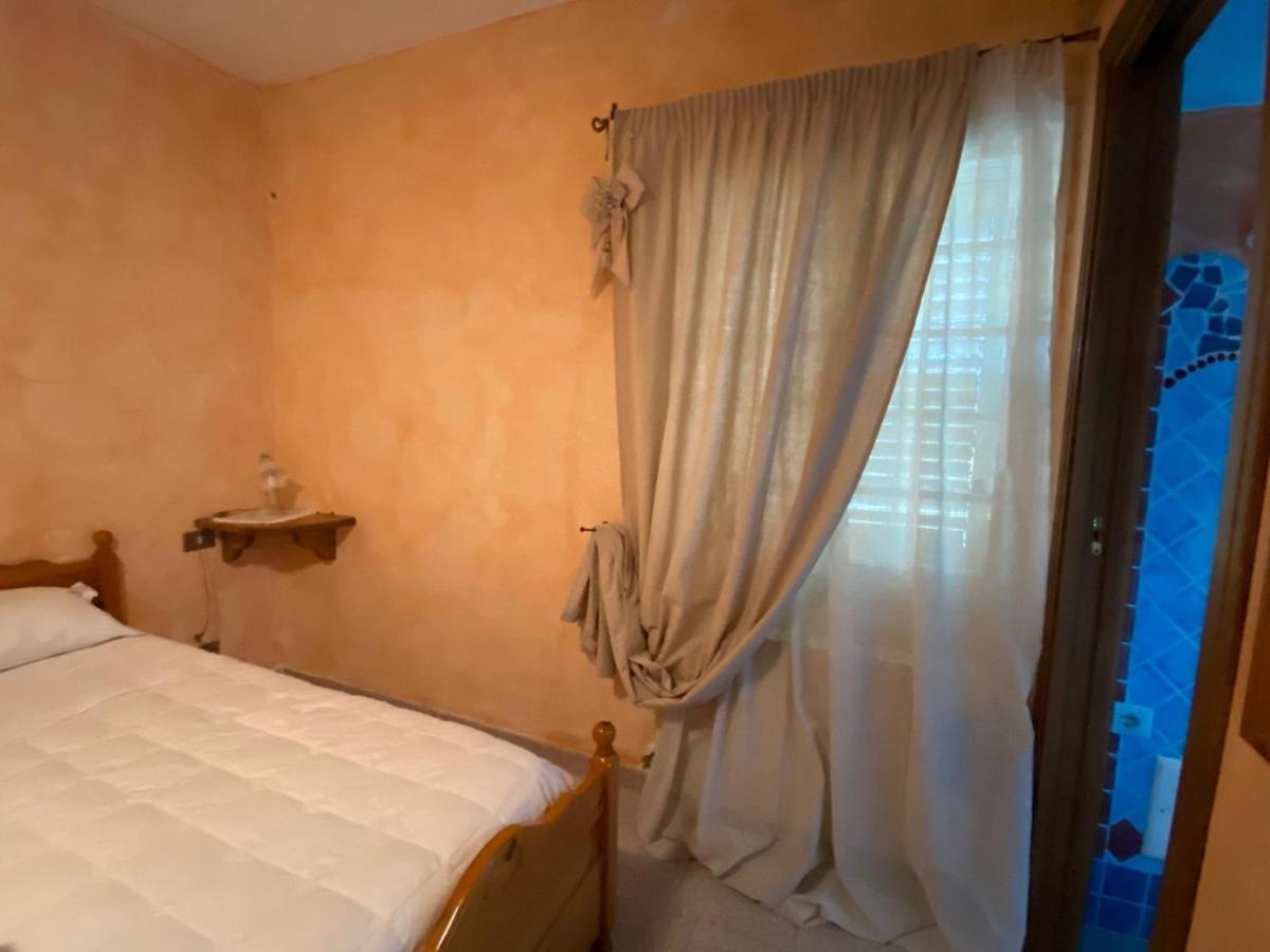 Li Paduli Alvi Bed & Breakfast